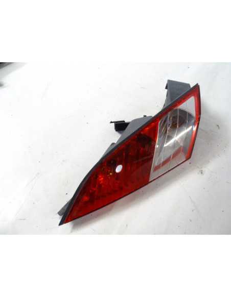 Feu arrière droit PEUGEOT SATELIS COMPRESSOR 125