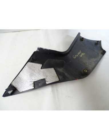 Flanc de selle droit SUZUKI GSXF 1100 GV72C - 1987-1994 - 47111-48B20 - Occasion