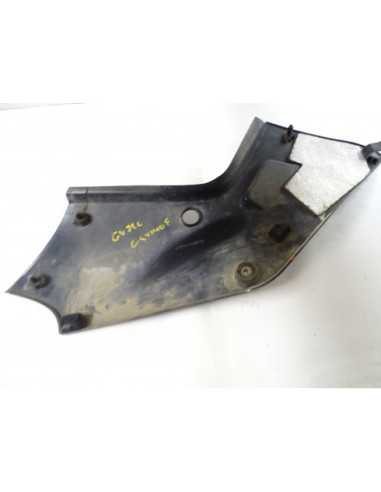 Flanc de selle gauche SUZUKI GSXF 1100 GV72C - 1987-1994 - 47111-48B20 - Occasion