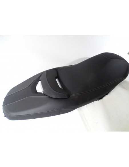 Selle YAMAHA X-MAX 125 - 2018 - BL1-F4730-00 - État neuf