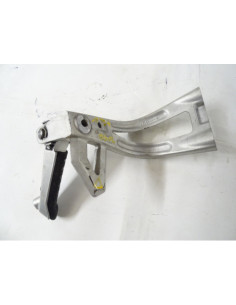 Platine repose-pied arrière gauche TRIUMPH TIGER 1050 - 2008 2