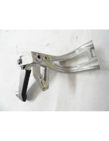 Platine repose-pied arrière gauche TRIUMPH TIGER 1050 - 2008