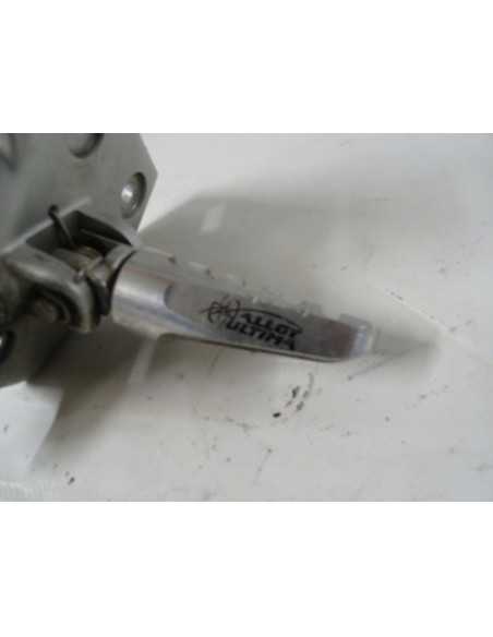 Platine repose-pied avant droit TRIUMPH TIGER 1050 - 2008 - Occasion