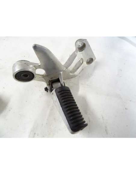 Platine repose-pied arrière droit YAMAHA DIVERSION 900 4KM - 1995-2001 - 4KM-5 / 4DNR