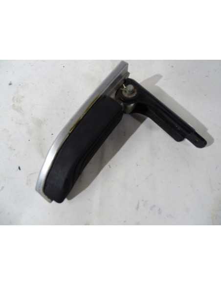 Repose-pied gauche PIAGGIO MP3 YOURBAN 300 - 2013 - Occasion