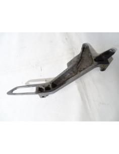 Platine repose-pied gauche HONDA HORNET 600 PC36A - 2003-2005 2