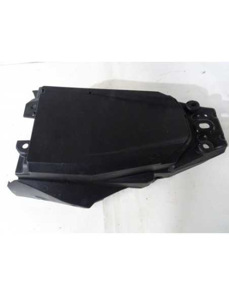 Passage de roue KTM DUKE 390 - 2017 - JP181002 - Occasion