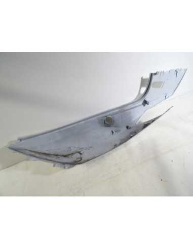 Flanc de selle droit SYM GTS 125 - 2012-2016 - 83500-L3A-000 - Occasion