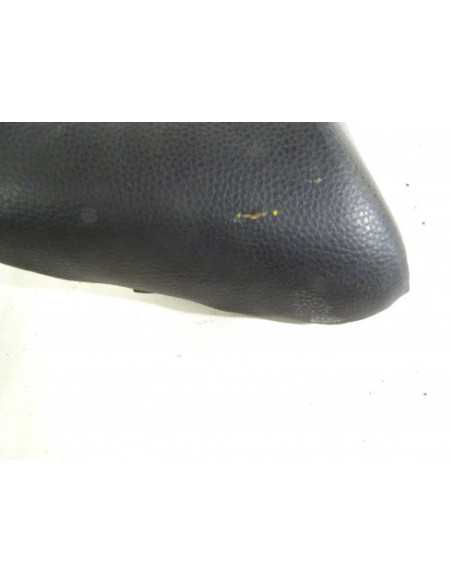 Selle arrière HONDA CBF 125 - 2009 - 77300-KWFA-9000 - Occasion - état moyen