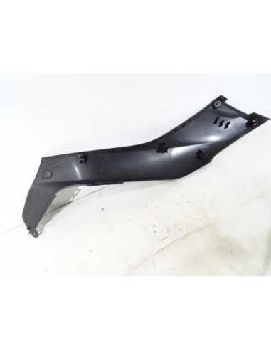 Cache latéral gauche YAMAHA X-MAX 125 - 2017-2019 - BL1-F1711-00 - Occasion - très bon état