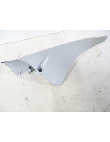 Flanc de selle droit SYM GTS 125 - 2012-2016 - 64304-L3A-000 - Occasion