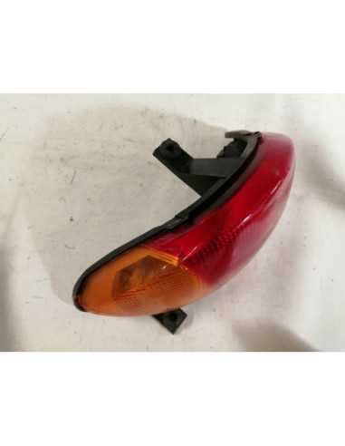 Feu arrière HONDA DEAUVILLE 650 - 1998-2005 - État neuf