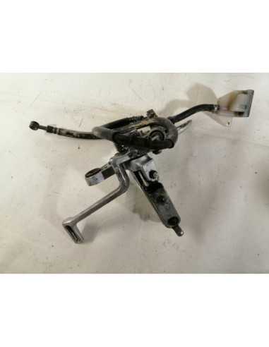 Platine repose-pied avant droit SUZUKI HAYABUSA 1300 - 1999-2007 - 24F