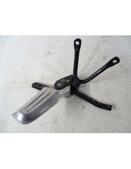 Platine repose-pied arrière droit HONDA PCX 125 - 2010-2012 - Occasion - état moyen