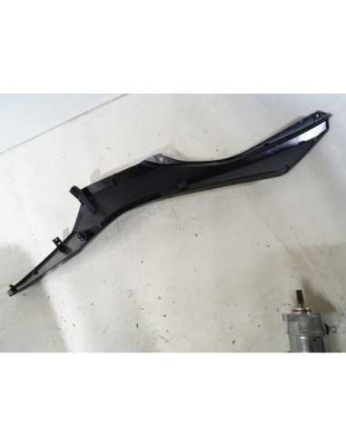 Cache latéral droit HONDA FORZA 125 - 2015-2017 - 83520-K40-F000 - Occasion