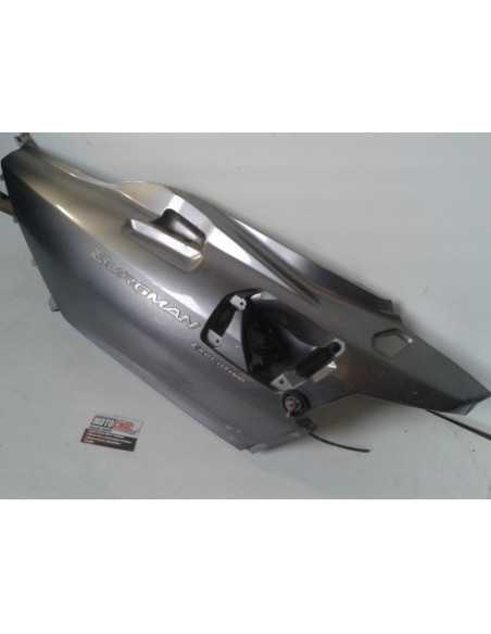 Flanc de carénage gauche SUZUKI BURGMAN EXECUTIVE 650 - 47211-10G30
