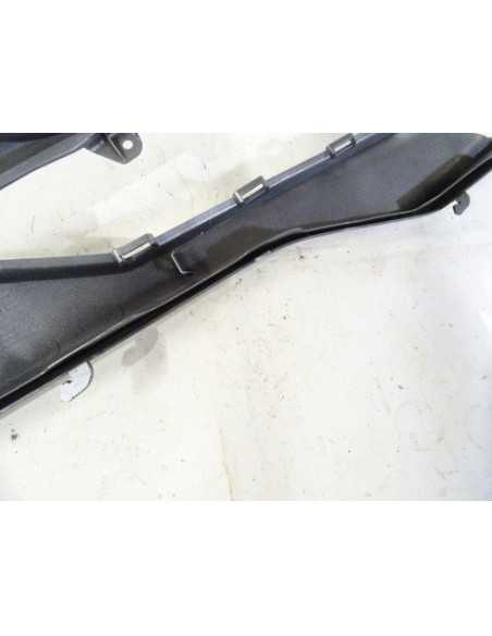 Cache latéral droit HONDA FORZA 125 - 2018-2019 - 83520-K0B-T000 - Occasion