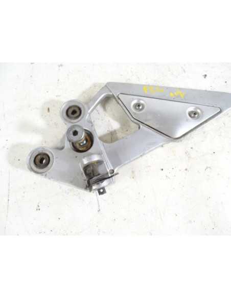 Platine repose-pied avant gauche YAMAHA FZ6 600 RJ07 - 2005 - 5VX3-10