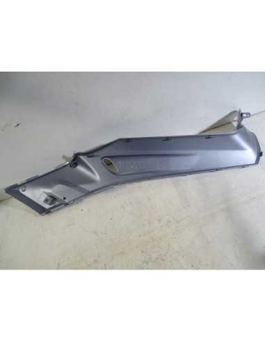 Cache latéral gauche YAMAHA X-MAX 125 1B9 - 2006-2009 - 1B9-F7413-00 - Occasion - très bon état