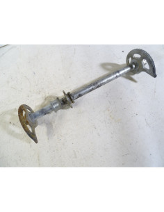 Axe de roue arrière SUZUKI DR 125 2