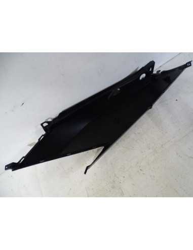 Flanc de selle droit HONDA FORZA 125 - 2015-2017 - 83500-K40-F000 - Occasion