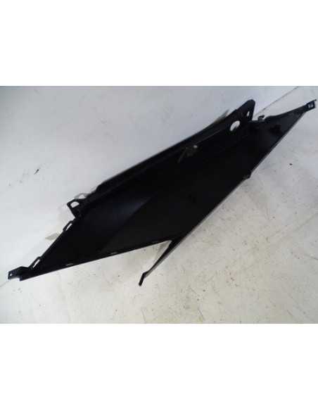 Flanc de selle droit HONDA FORZA 125 - 2015-2017 - 83500-K40-F000 - Occasion