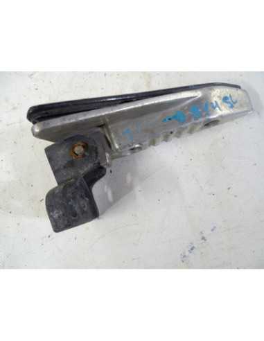 Repose-pied gauche SYM SV 125 - 2006 - Occasion