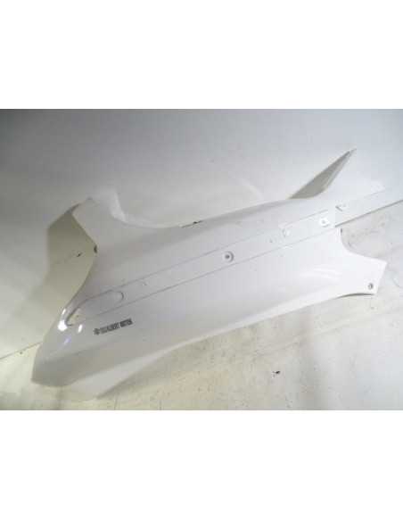 Flanc de selle droit PIAGGIO X-EVO 125 - 2005 - 620252