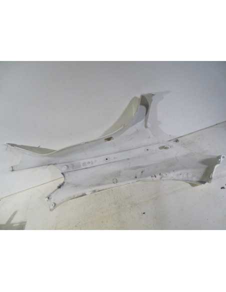 Flanc de selle droit PIAGGIO X-EVO 125 - 2005 - 620252 - Occasion