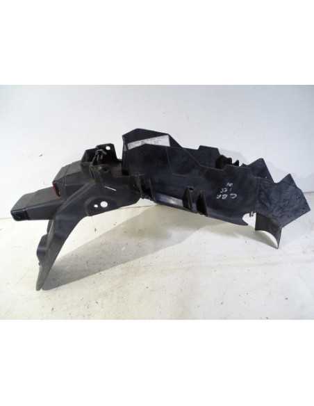 Passage de roue HONDA CBR 125 - 2003-2007 - 80100-KTYG-D300