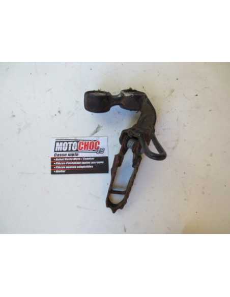 Repose-pied droit SUZUKI DR 750 SR41A - 1989-1990