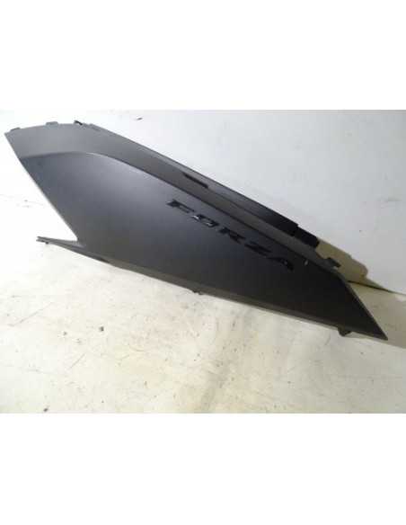 Flanc de selle gauche HONDA FORZA 125 - 2015-2017 - 83600-K40-F000