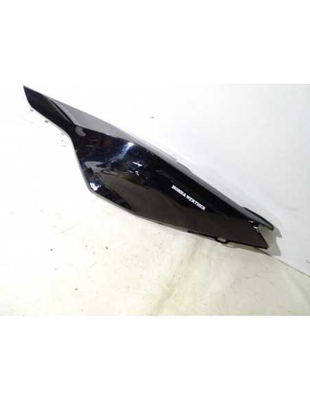 Flanc de selle gauche HONDA FORZA 125 - 2018-2020 - 83600-K0B-1000 Flanc de selle gauche HONDA FORZA 125 - 2018-2020 - 83600-K0B-1000