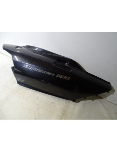 Flanc de selle droit SUZUKI BURGMAN 650 - 2003 - 47111-10G 2