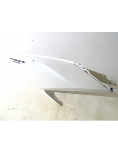 Flanc de selle droit HONDA FORZA 125 - 2015-2017 - 83500-K40-F000 2