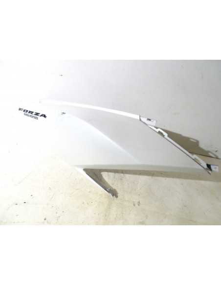 Flanc de selle droit HONDA FORZA 125 - 2015-2017 - 83500-K40-F000 - Occasion