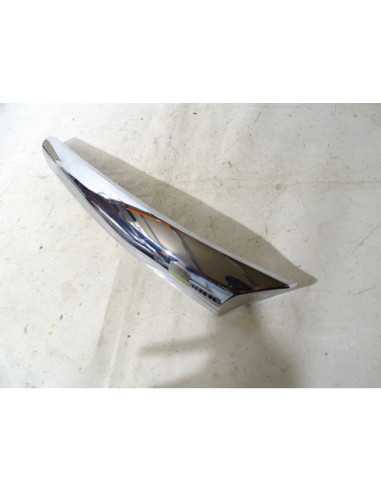 Cache latéral droit PIAGGIO X-EVO 125 - PIAGGIO 654352 - Occasion