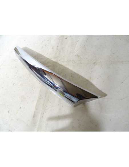 Cache latéral droit PIAGGIO X-EVO 125 - PIAGGIO 654352 - Occasion