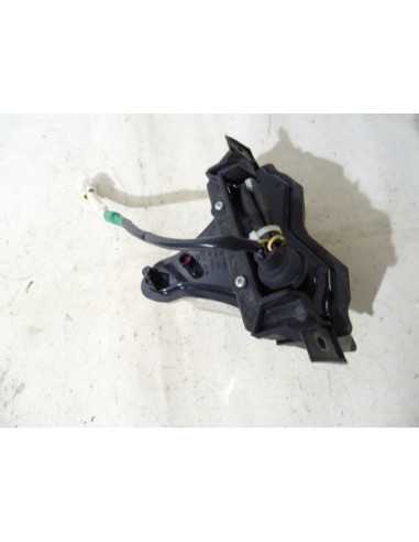 Feu arrière YAMAHA R1 1000 - 2009-2013 - Occasion - très bon état