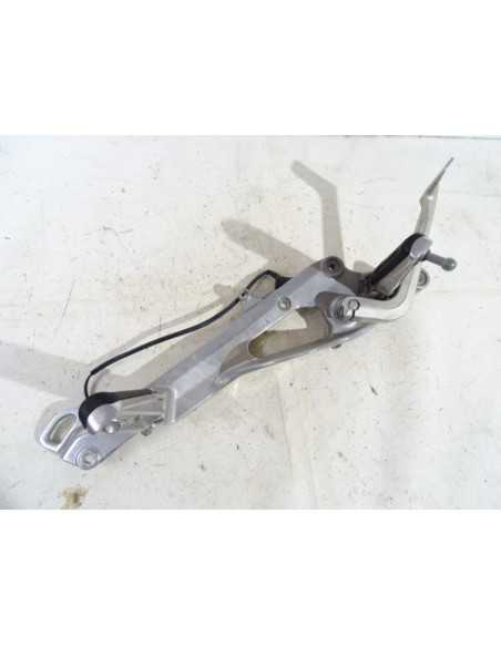 Platine repose-pied droit YAMAHA TDM 900 - 2002-2010 - 5PS-3