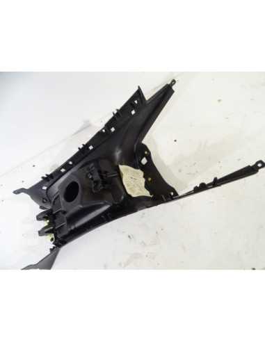 Cache central PIAGGIO MP3 400 - 2015 - PIAGGIO 623189000C - État neuf