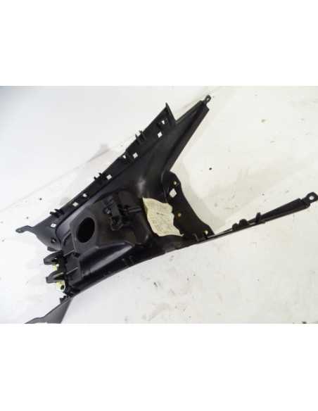 Cache central PIAGGIO MP3 400 - 2015 - PIAGGIO 623189000C - État neuf