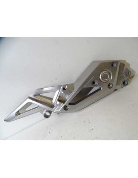 Platine repose-pied arrière gauche HONDA X-ADV 750 - 2017-2020