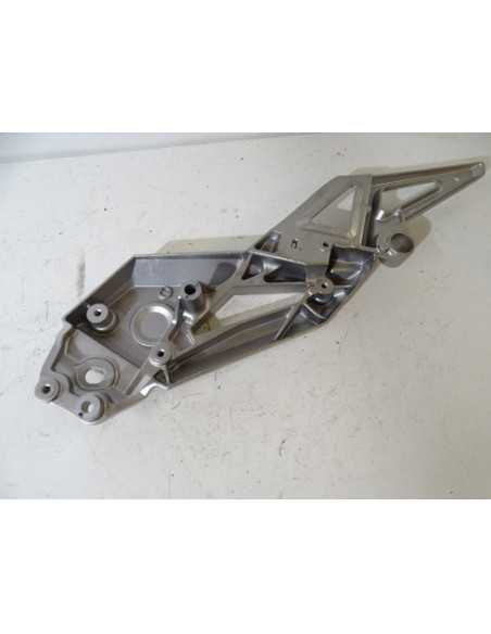 Platine repose-pied arrière gauche HONDA X-ADV 750 - 2017-2020