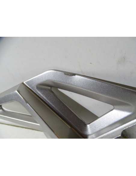 Platine repose-pied arrière gauche HONDA X-ADV 750 - 2017-2020