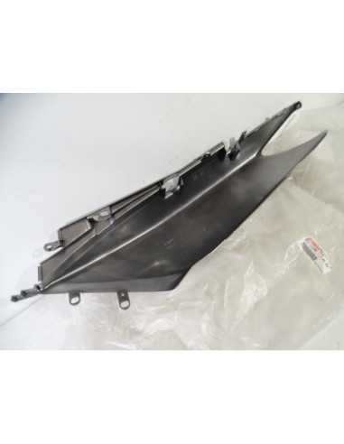 Flanc de selle droit YAMAHA T-MAX 500 - 2001-2007 - 5GJ-28321-00-P1 - État neuf