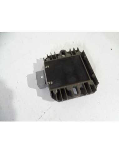 Régulateur SUZUKI BURGMAN 400 - 2013-2016 - 32800-42F10 - Occasion