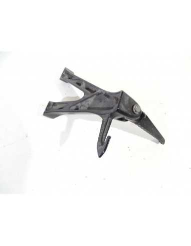 Platine repose-pied arrière gauche SUZUKI GSXR 1000 - 2018 - 17K