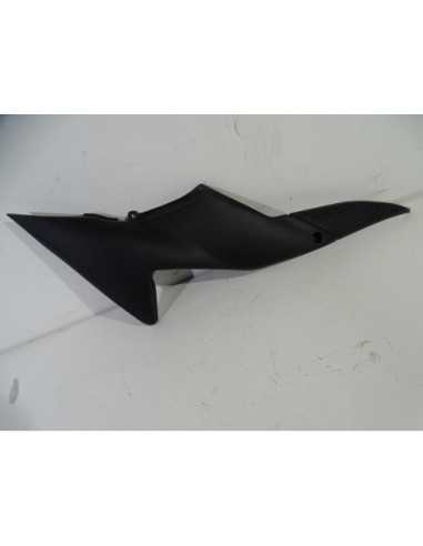 Cache latéral droit SUZUKI SV 650 - 2016-2018 - 47111-18K0 R - Occasion - très bon état