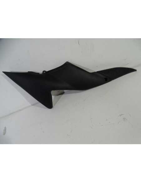 Cache latéral droit SUZUKI SV 650 - 2016-2018 - 47111-18K0 R - Occasion - très bon état